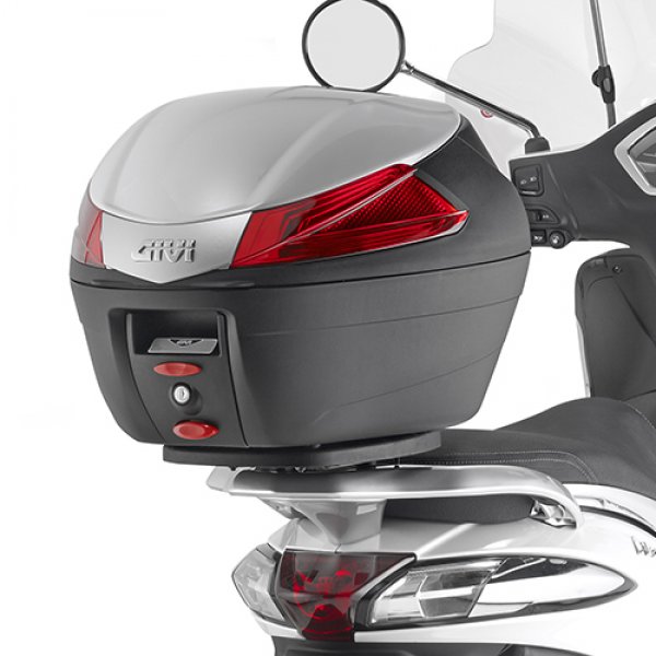 Σχάρα μπαγκαζιέρας Piaggio Liberty 50 / 125 / 150 Givi SR5611
