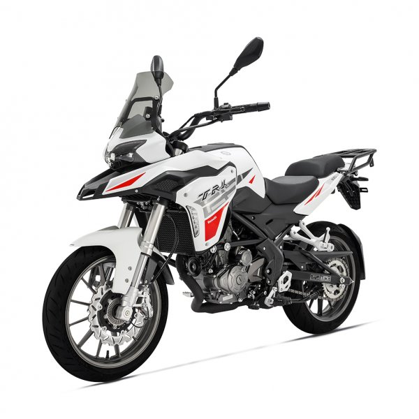 ΜΟΤΟΣΥΚΛΕΤΑ BENELLI TRK 251 ΛΕΥΚΟ